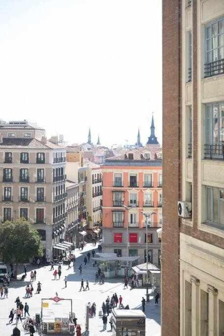 Apartamento En Plaza Callao 马德里 外观 照片